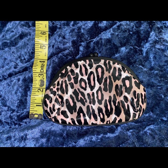 MAC L. Goldwyn Bag – Limited Edition Collectible - Picture 5 of 5